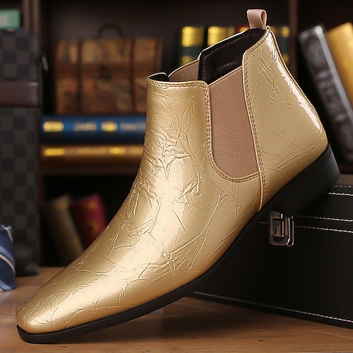 Lila Chelsea-Stiefel aus Lacklederimitat mit elastischem Einsatz für Herren – stilvolles Schuhwerk für die Freizeit und formelle Anlässe Image