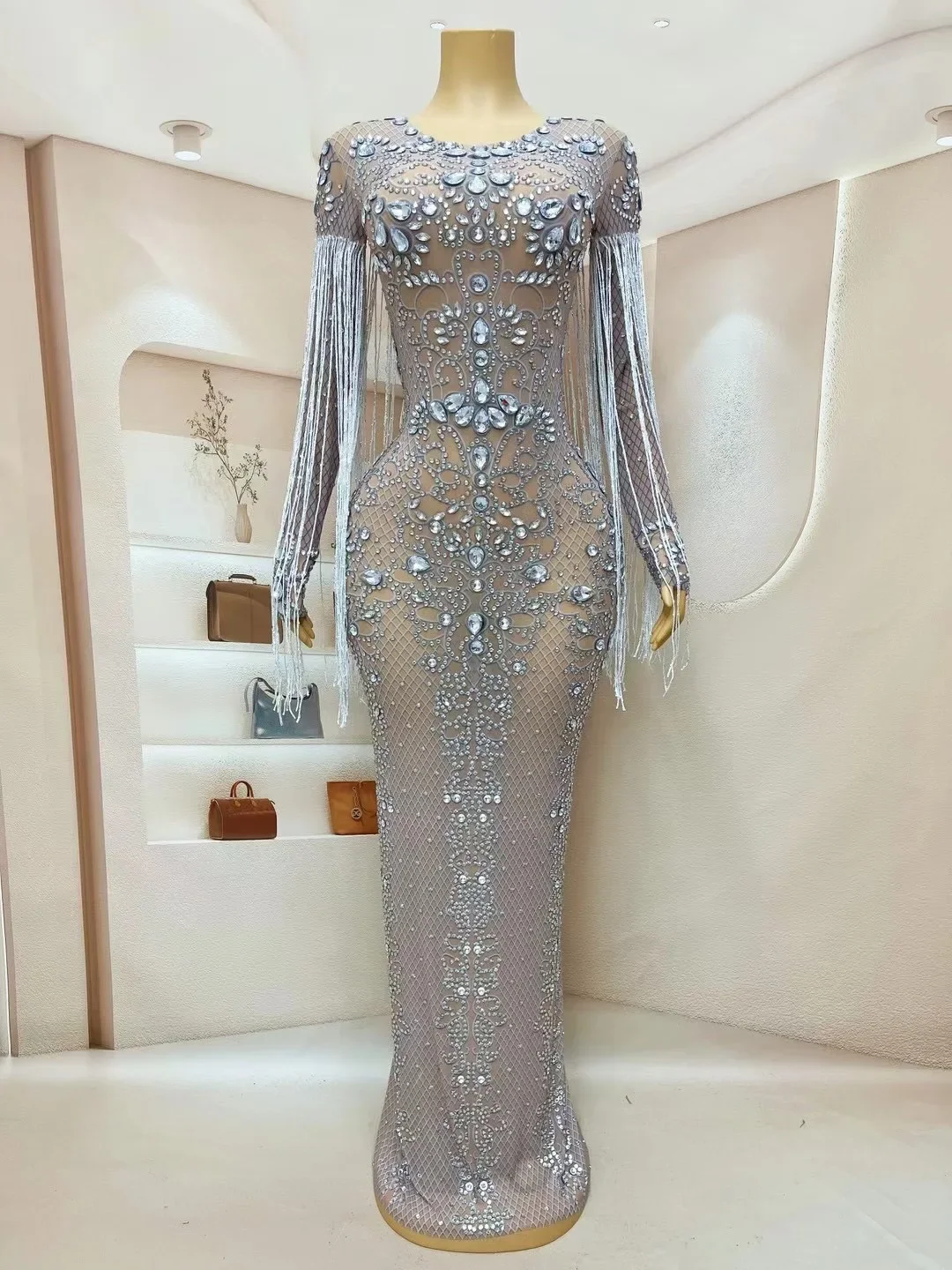 Luxuriöse Diamanten Strass Kette O Neck Sparkly Abendkleid Sexy Silber Langes Kleid Elegante Abend Party Club Feiern Robe