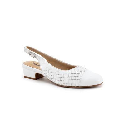 Wide Width Women's Dea Woven Cap Toe Pump by Trotters in White (Size 9 1/2 W)
