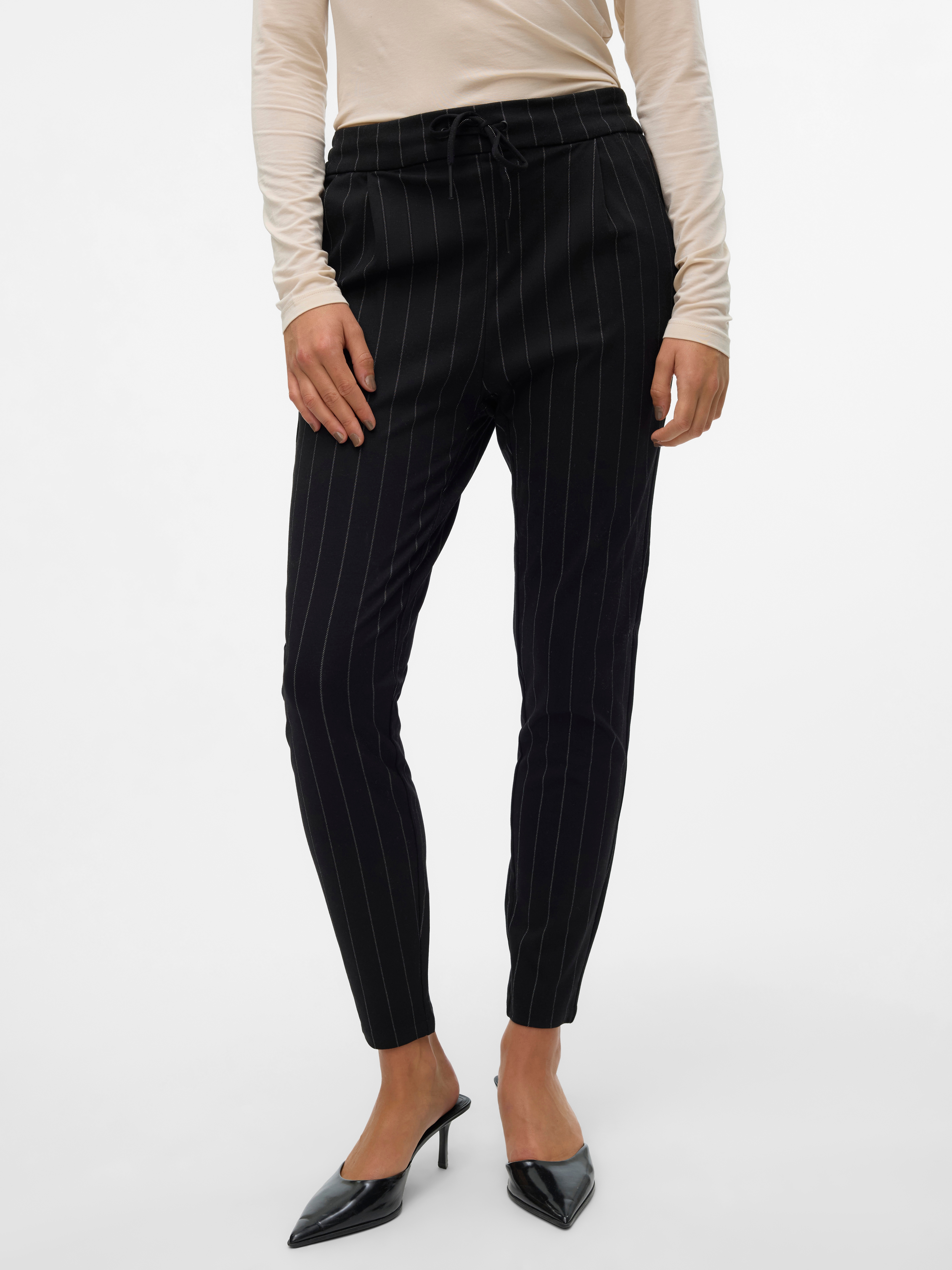 Jogger Pants VERO MODA "VMEVA MR LOOSE STRING PANT GA NOOS", Damen, Gr. XS (34), Länge 30, schwarz (schwarz stripes:snow weiß pinstripe), Web, Obermaterial: 65% Viskose, 30% Nylon, 5% Elasthan, gestreift, loose fit 7/8-Länge, Hosen, hinten mit...