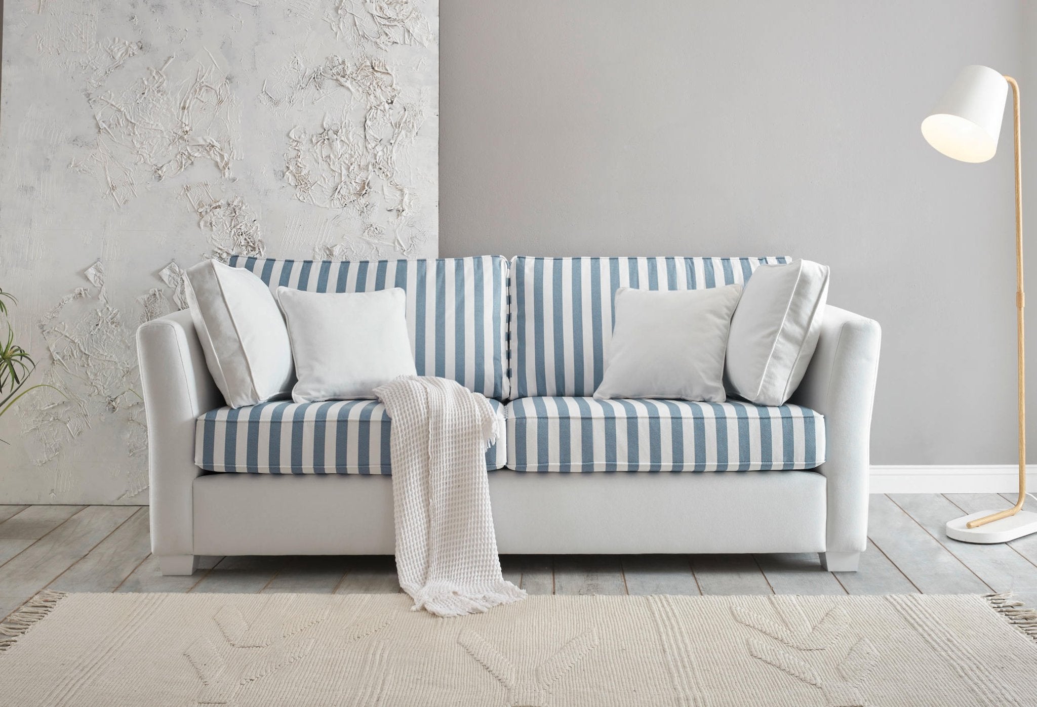 Sofa 2-3 Sitzer weiss blau gestreift Wales Image
