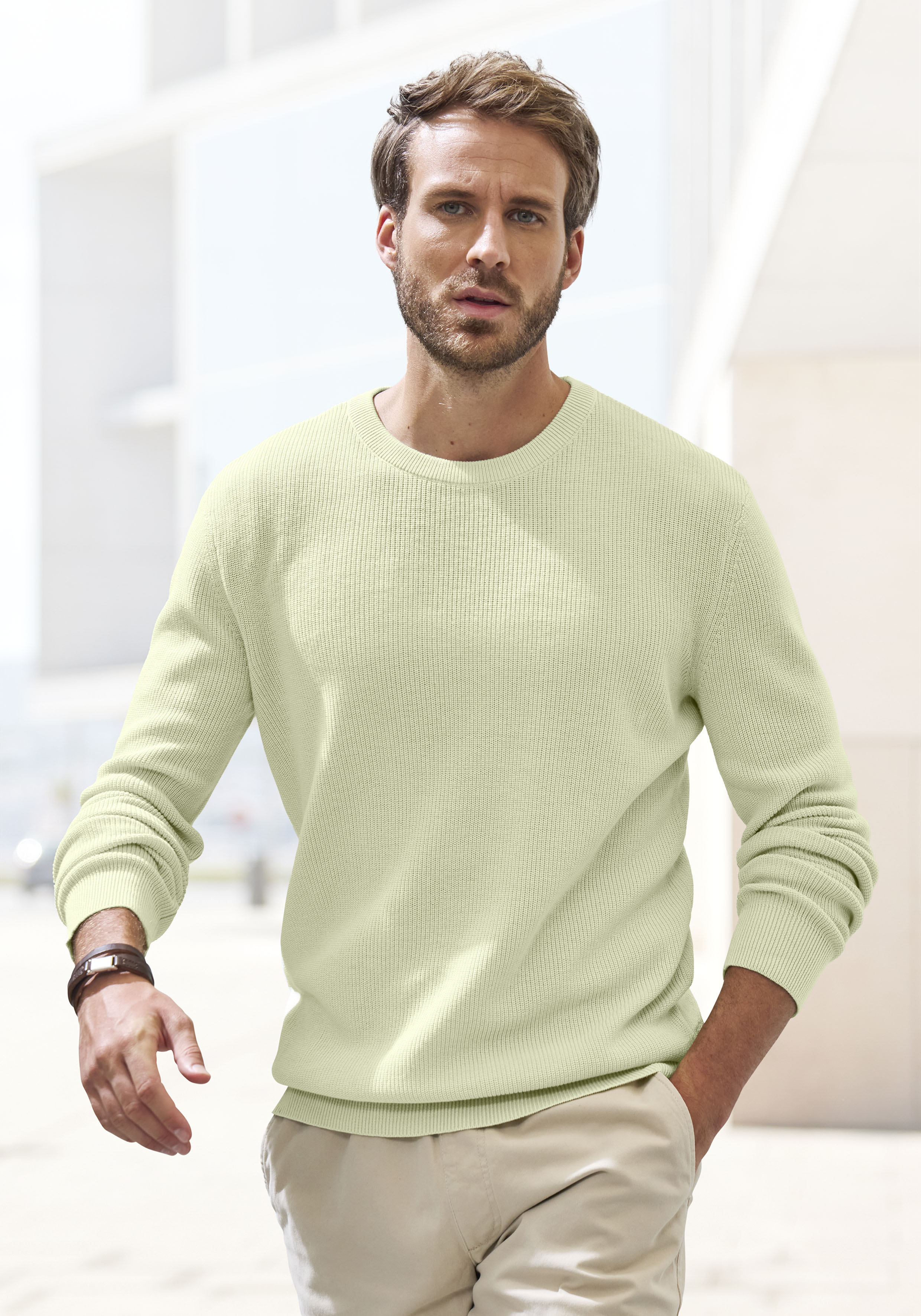 Strickpullover JOHN DEVIN "bis Größe 5XL", Herren, Gr. L (52/54), grün (hellgrün), Strick, Obermaterial: 50% Baumwolle, 50% Polyacryl, unifarben, regular fit normal, Rundhals, Strickbündchen, Pullover Strickpullover, Pullover in modischen Farben aus...