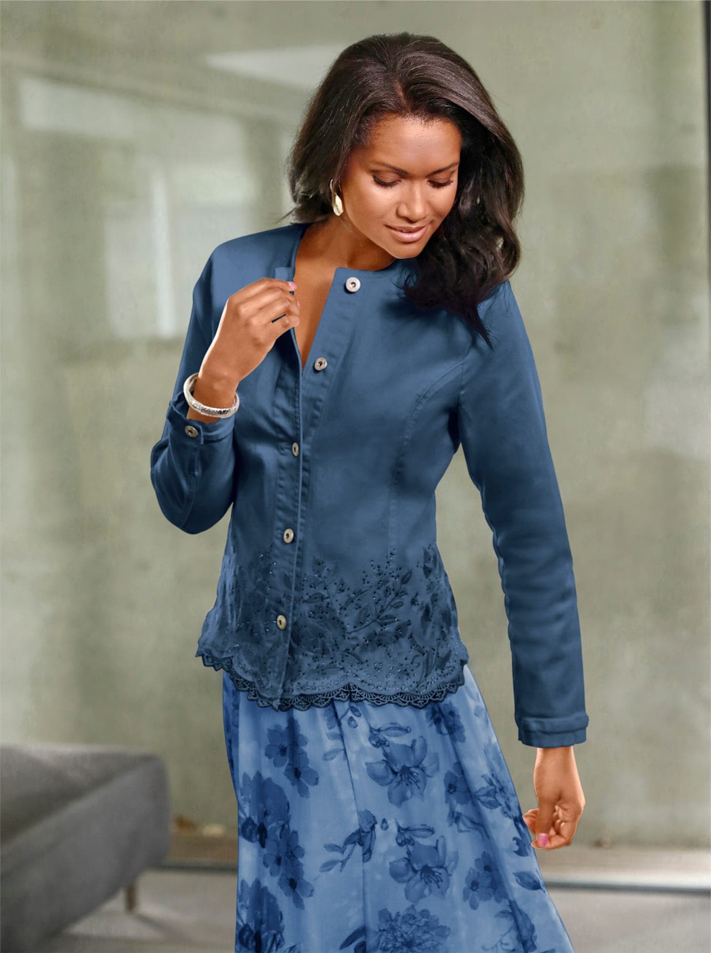 Blusenjacke LADY, Damen, Gr. 44, blau (blau, bleached), 79% Baumwolle, 19% Polyester, 2% Elasthan, Jacken Image