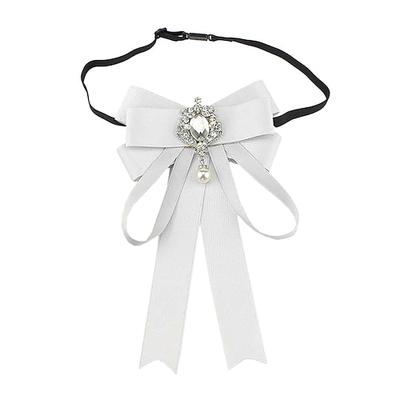 elegante papillon bordeaux con ciondolo gioiello – accessorio femminile in stile vittoriano per eventi formali, matrimoni e cosplay