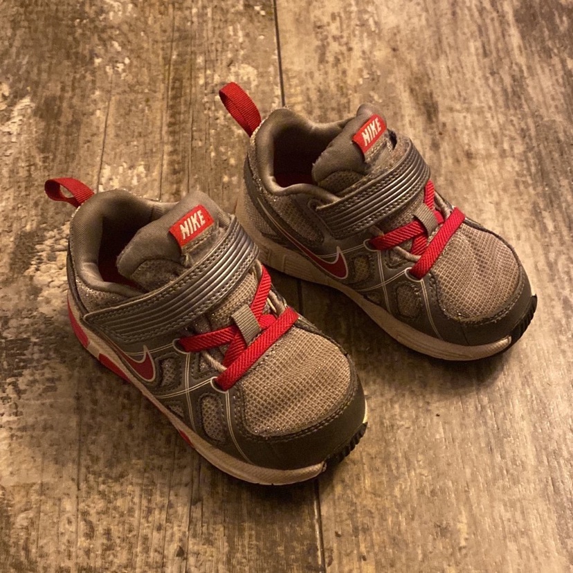Nike Shoes | Girls Nike Shoes Size 7c Toddler Pink/Gray | Color: Gray/Pink | Size: 7bb