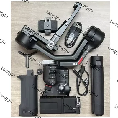 Almost New Handheld Gimbal Stabilizer For DJI Ronin RS4
