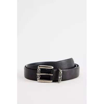UO Black Skull Belt - Black S/M at Urban Outfitters
