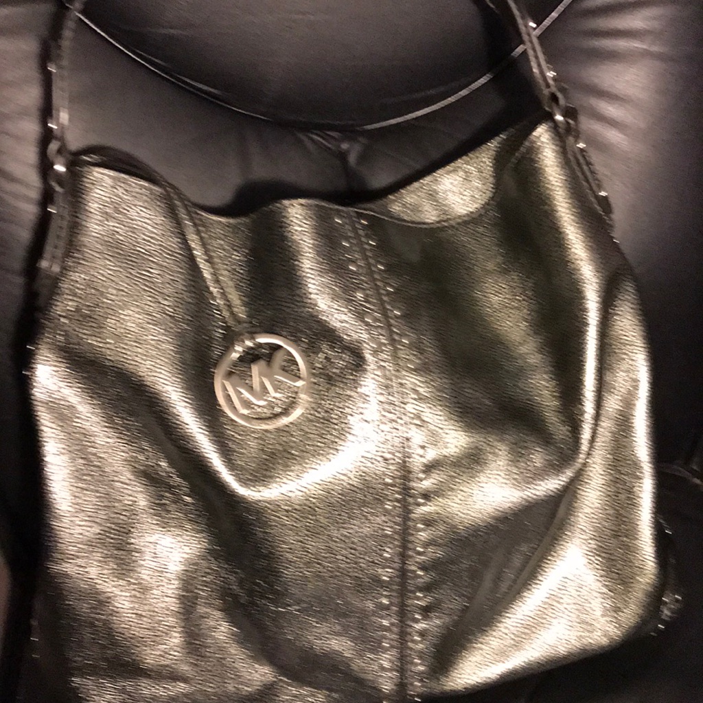 Michael Kors Bags | Michael Kors Handbag. | Color: Gray | Size: Os