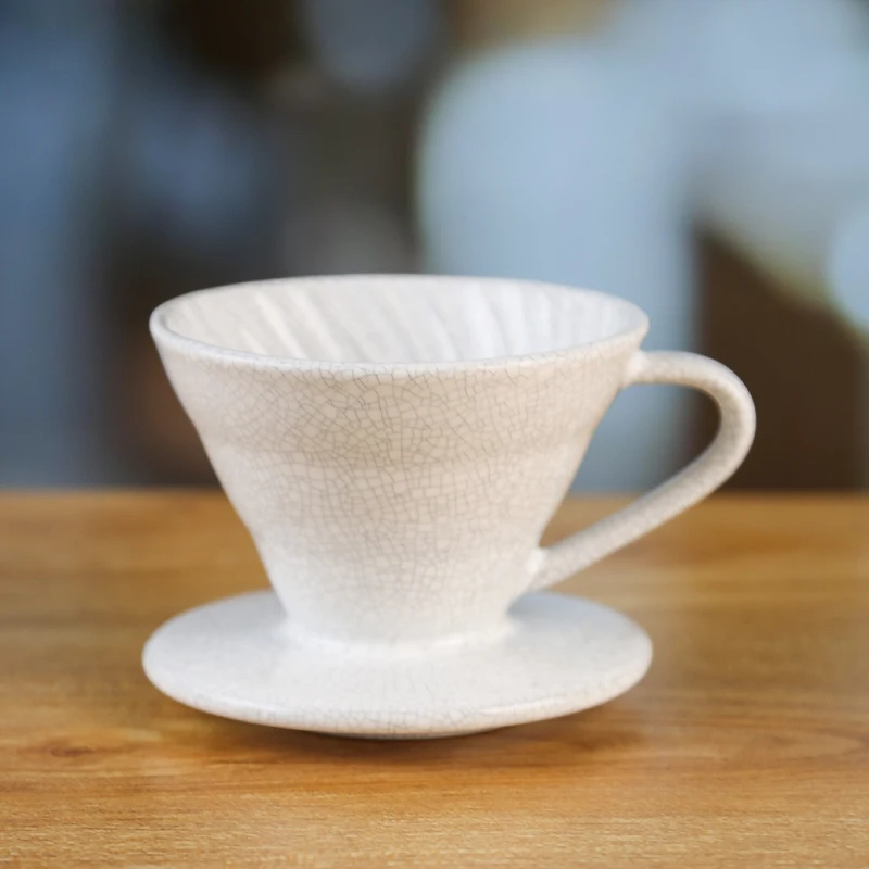 Rissige Keramik. Design-Material in Lebensmittelqualität. Übergießen Sie Barista-Zubehör 01 02, KAFFEE-Tropferwerkzeuge Image