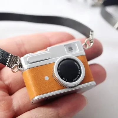 Creative 1/6 Camera Miniature SLR Digital Camera Micro Model with Flash Light Scene Model Dollhouse Decor OB11 Doll Accessories