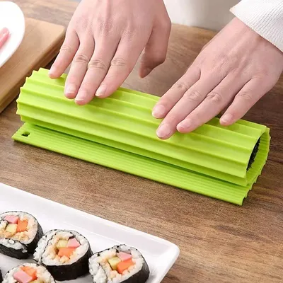 Silicone Hand Roll Sushi Rolling Curtain Bamboo Imitation Japanese Sushi Rolling Tool Easy To Clean