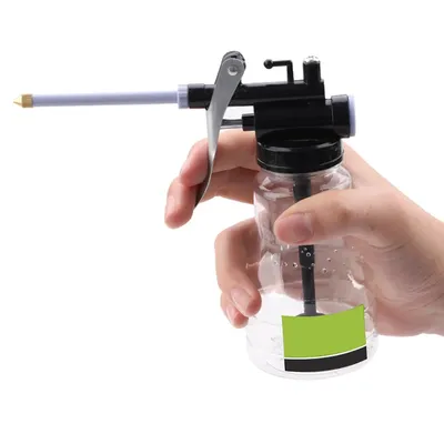 Oil Can High Pressure Hand Pump Oiler Lubrication Metal Gun For Lubricants Oiler With Oil Spray Hose