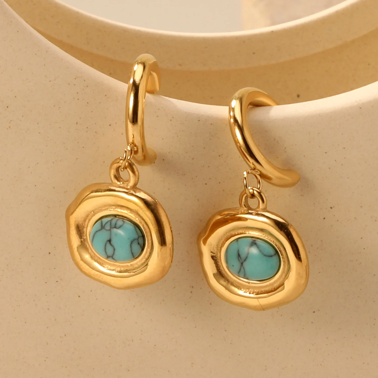 1 Paar ovale blaue Türkis-Ohrringe, Edelstahl vergoldet, wasserdicht, Damen-Ohrstecker, modische Accessoires Image