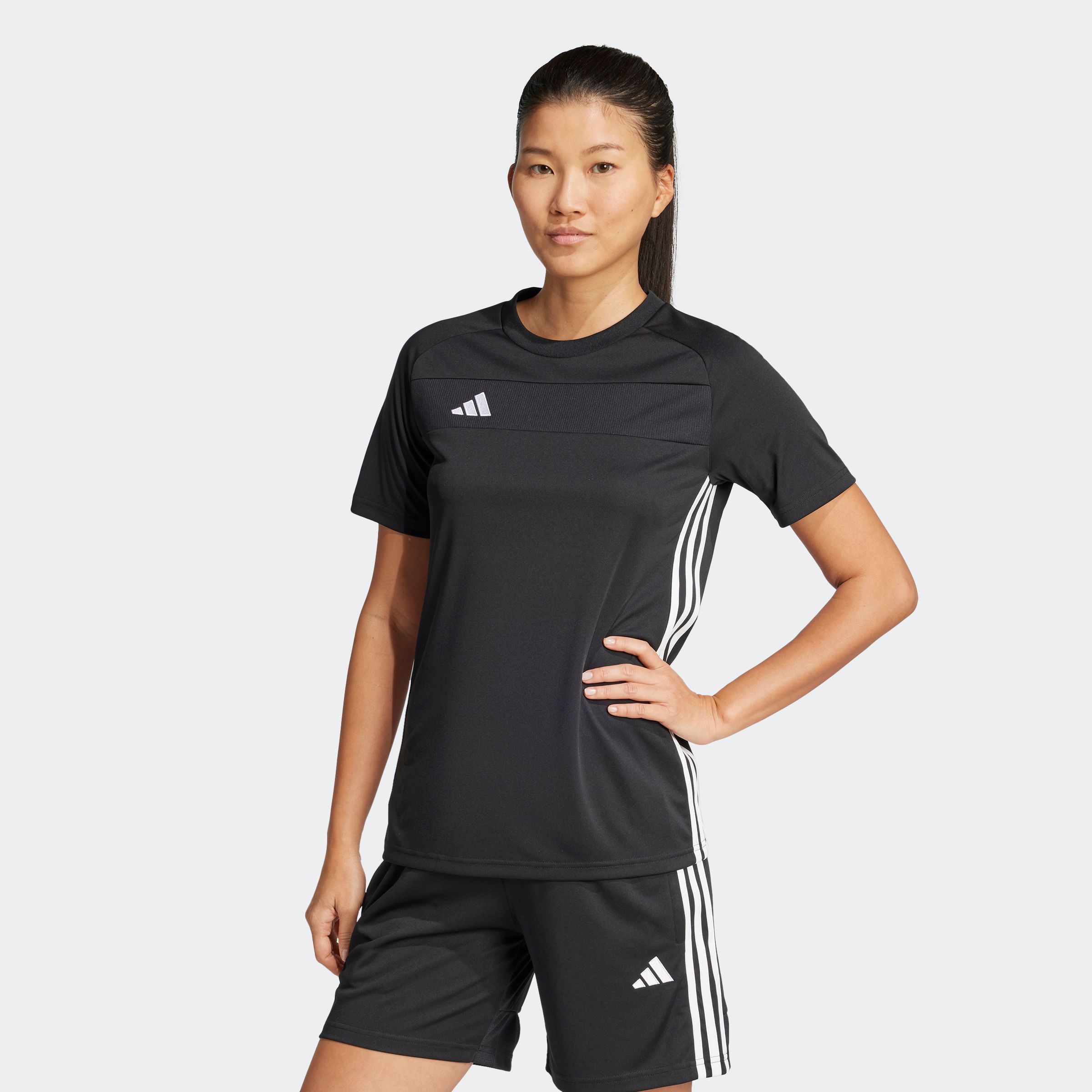 Fußballtrikot ADIDAS PERFORMANCE "TIRO ES JSY W", Damen, Gr. S, schwarz-weiß (schwarz, weiß), Obermaterial: 100% Polyester, Rundhals, Trikots Fußballtrikot