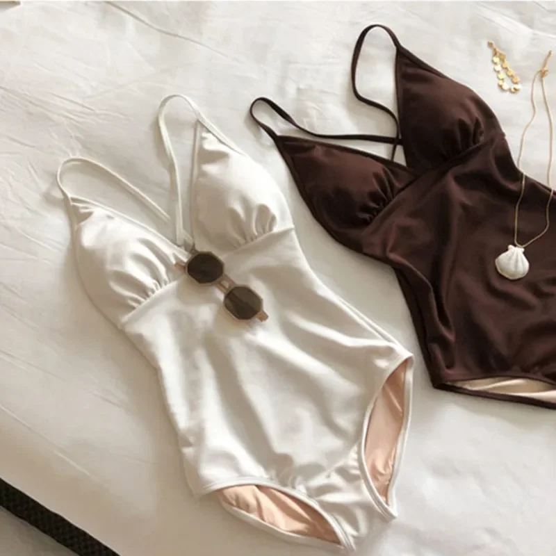 Costumi da bagno interi stile coreano Costumi da bagno solidi Costume da bagno push up Costume da bagno bianco Monokini sexy Costumi da bagno da piscina marroni 2024 Nuovo