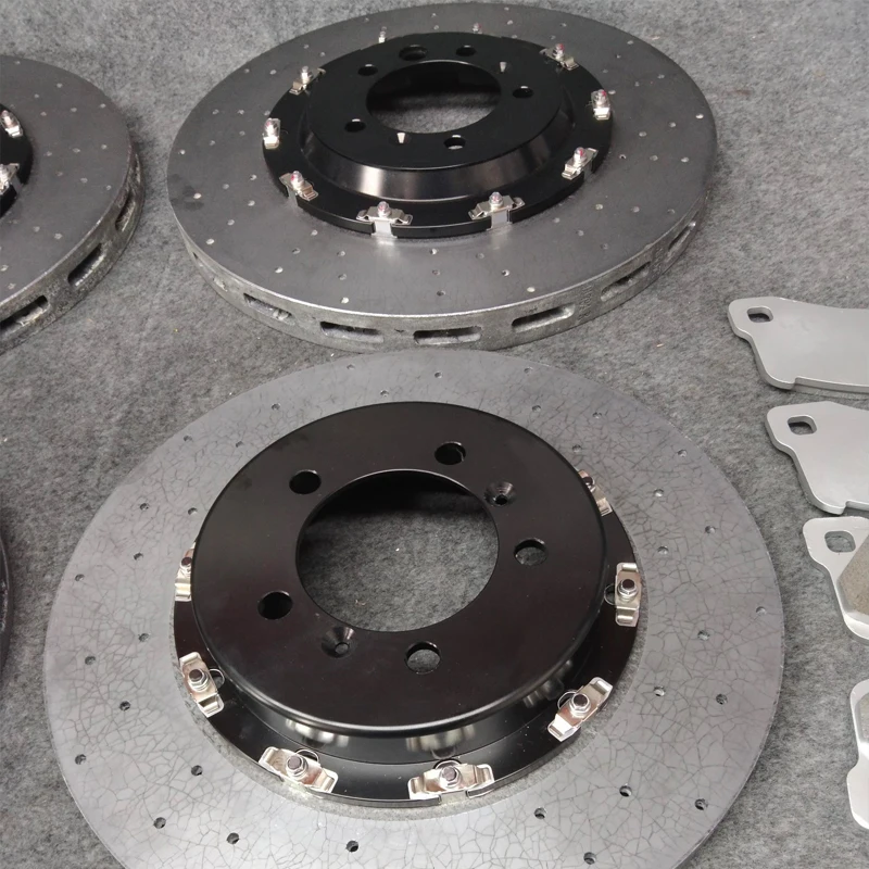 Carbon-Keramik-Bremsscheibe, 355 mm–440 mm, schwimmende Schrauben-Scheiben-Sets für Golf 4 5 MK6 GTI CC Scirocco Tiguan Touran Image