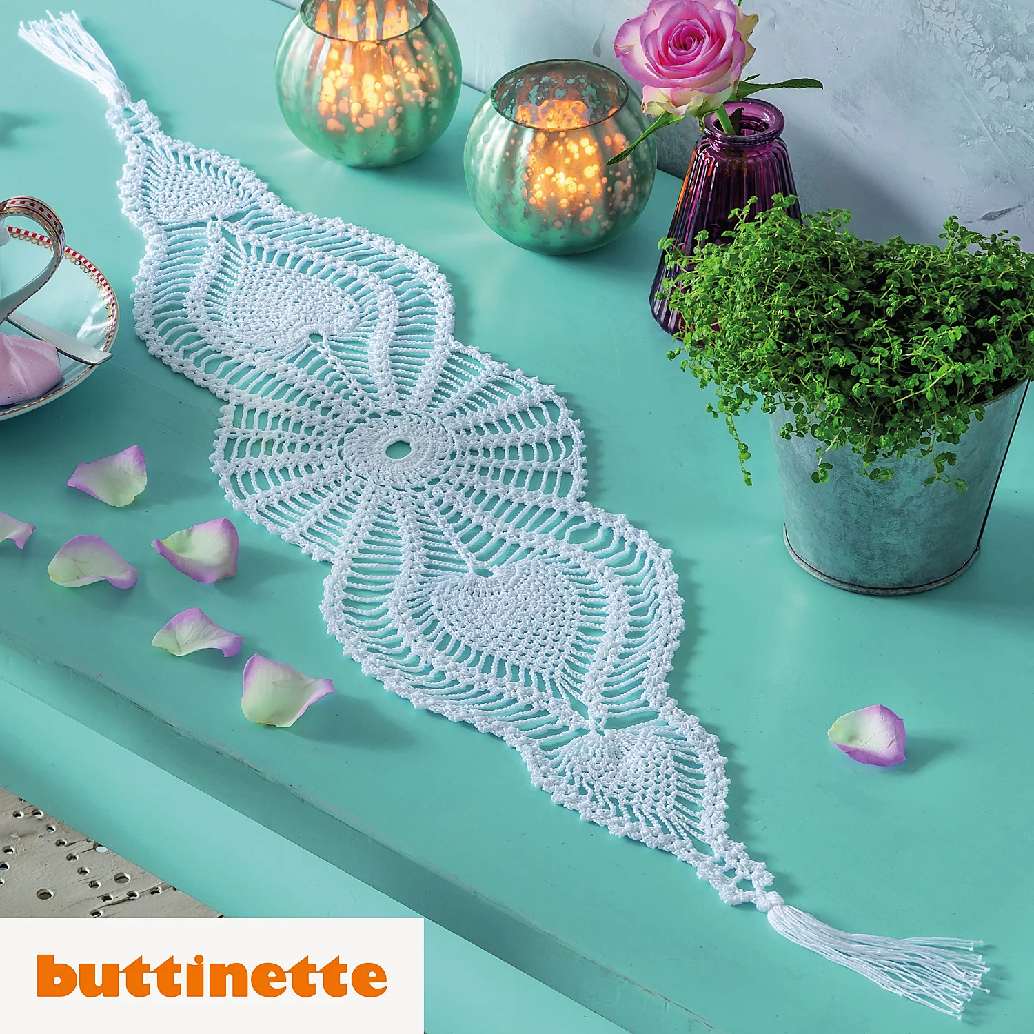 Häkelanleitung – Längliches Deckchen aus Woll Butt Diana