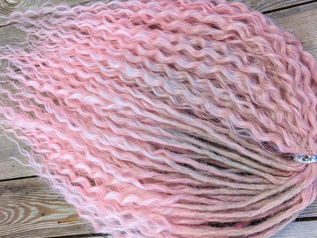 Dreadlocks ricci biondi rosa Ombre Dreadlocks sintetici all'uncinetto Extensions bionde Boho Dreadlocks ricci a doppia estremità rosa trecce