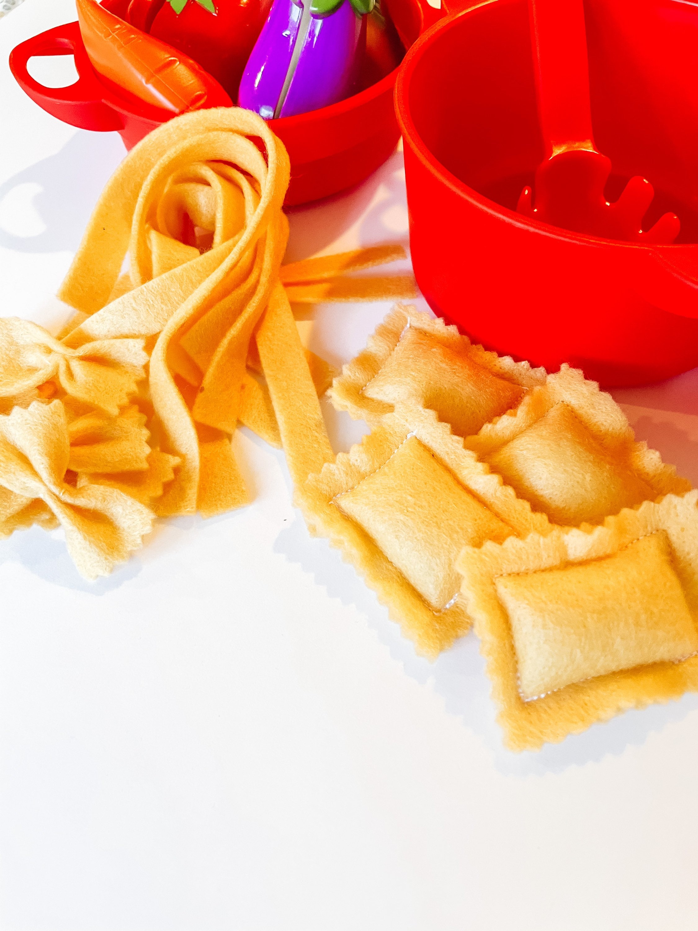 Set di pasta in feltro / Cibo giocattolo in feltro / Cibo in feltro / Pasta in feltro / Cibo in feltro fatto a mano / Cibo giocattolo per la fantasia