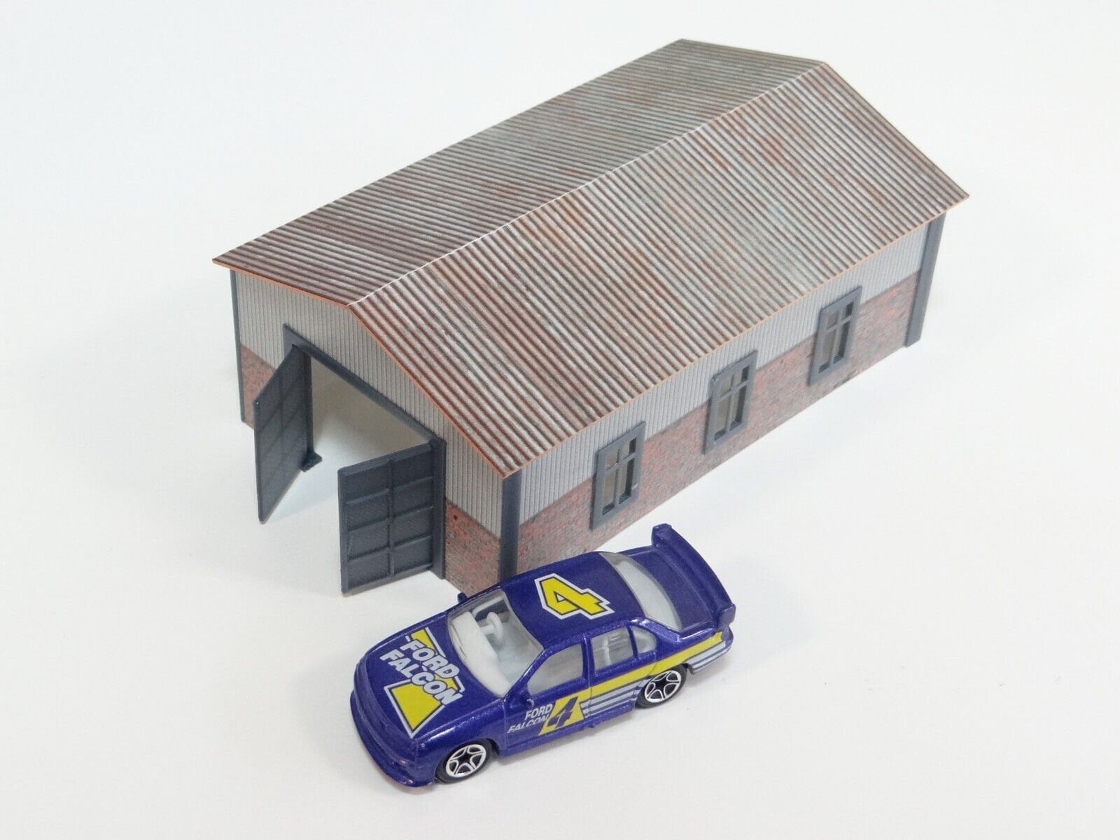 Hangar per diorama Garage per modelli di auto con tetto in 'metallo' Scala 1:60, 64 Servizio auto Modelli pressofusi Decorazione espositiva Kit modell