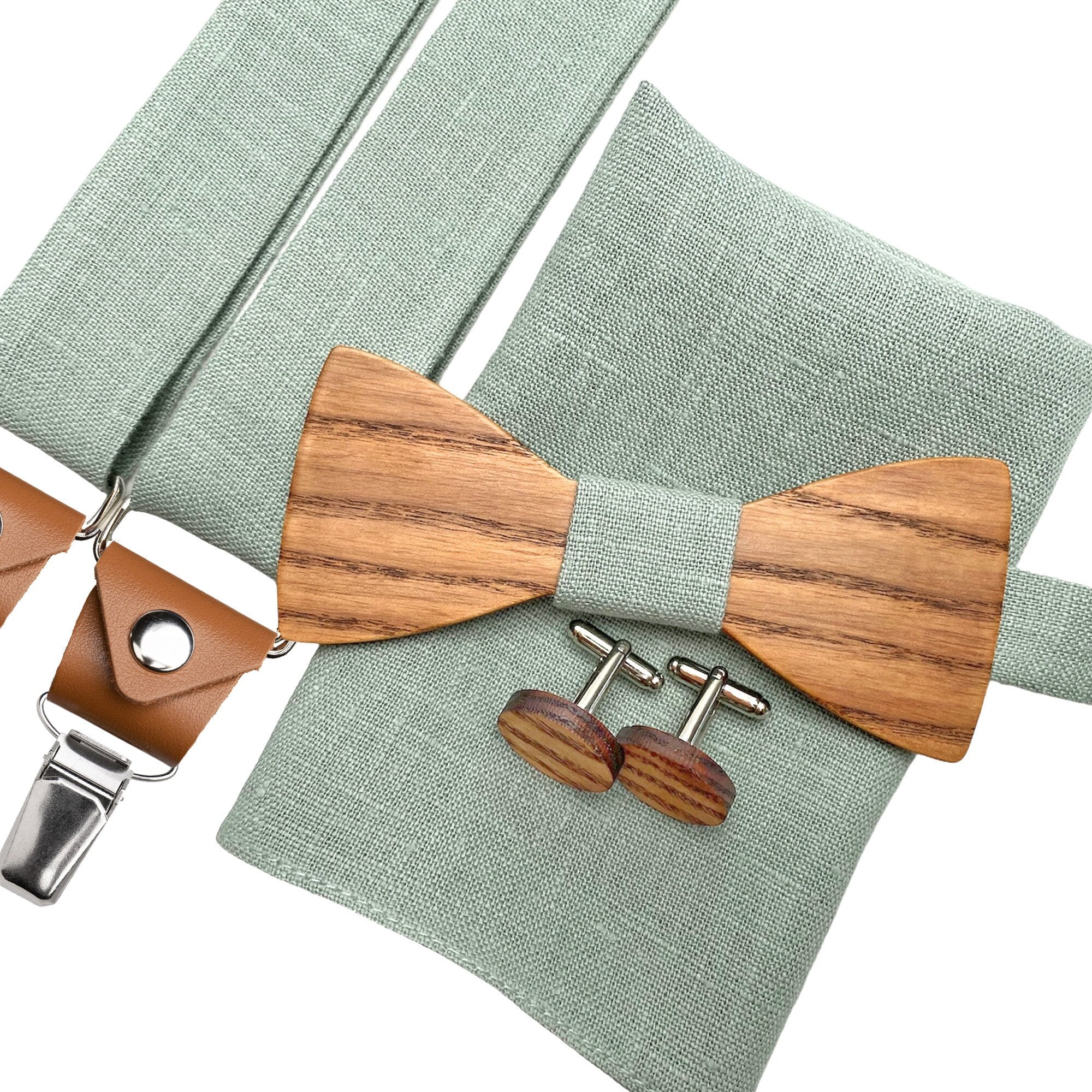 Set composto da papillon in legno color verde salvia chiaro, gemelli, fazzoletto da taschino, papillon e bretelle verde salvia chiaro, accessori da ma