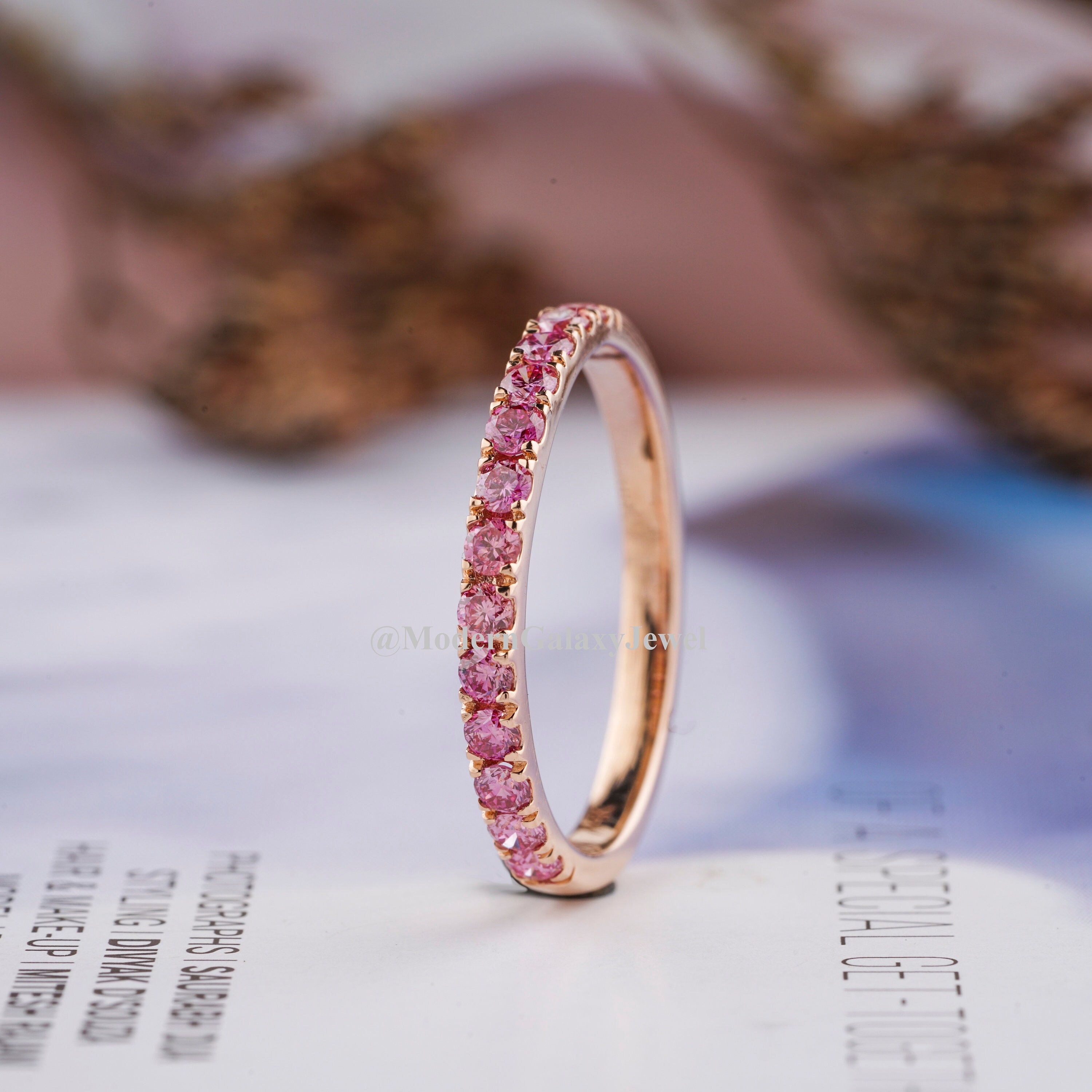 Anello con diamante creato in laboratorio, anello in oro 14k con diamante creato in laboratorio taglio rotondo color rosa fancy, fede nuziale, anello