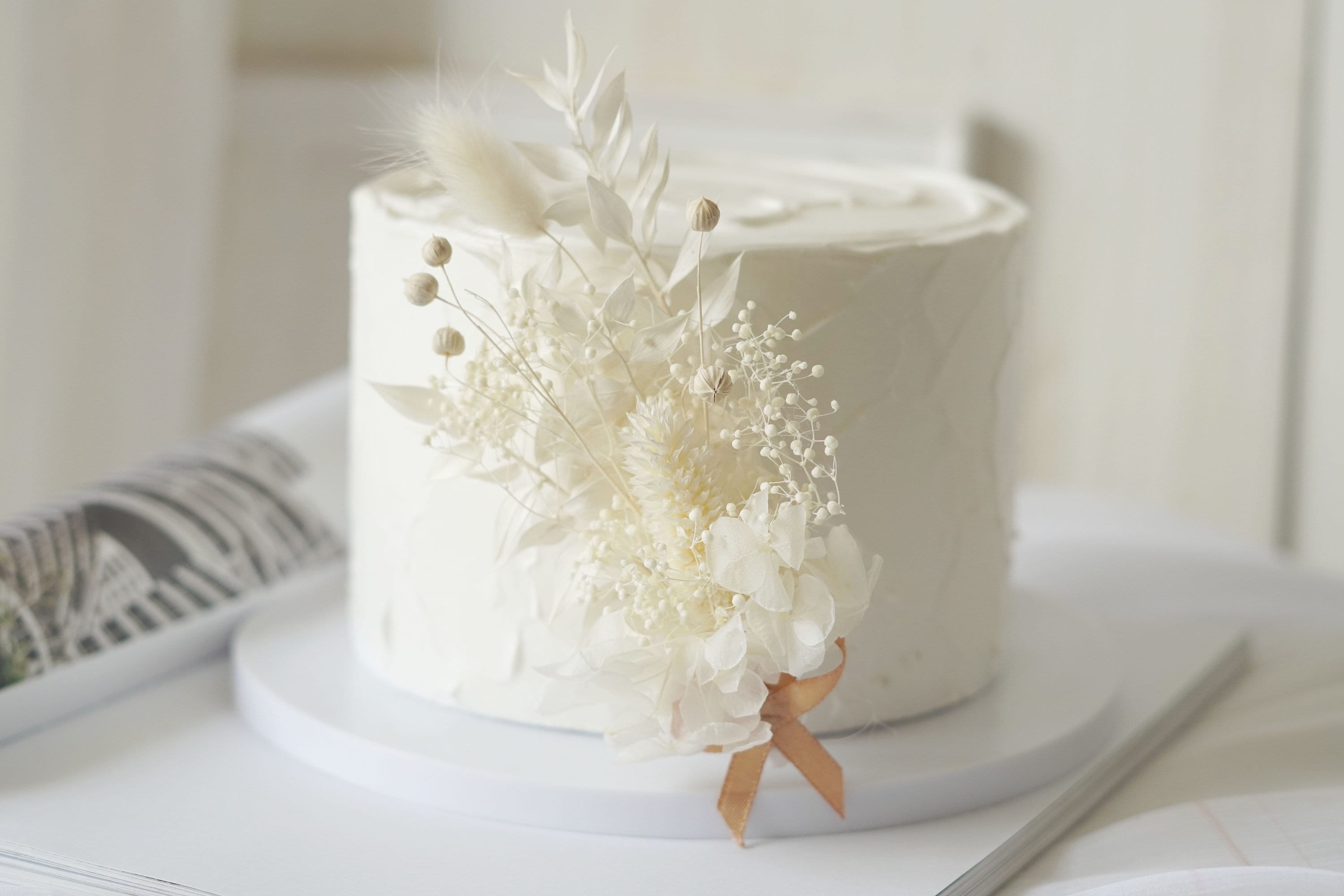 Topper per torta bianca - Topper per torta con fiori secchi - Topper per torta floreale - Topper per torta nuziale - Topper per torta per feste