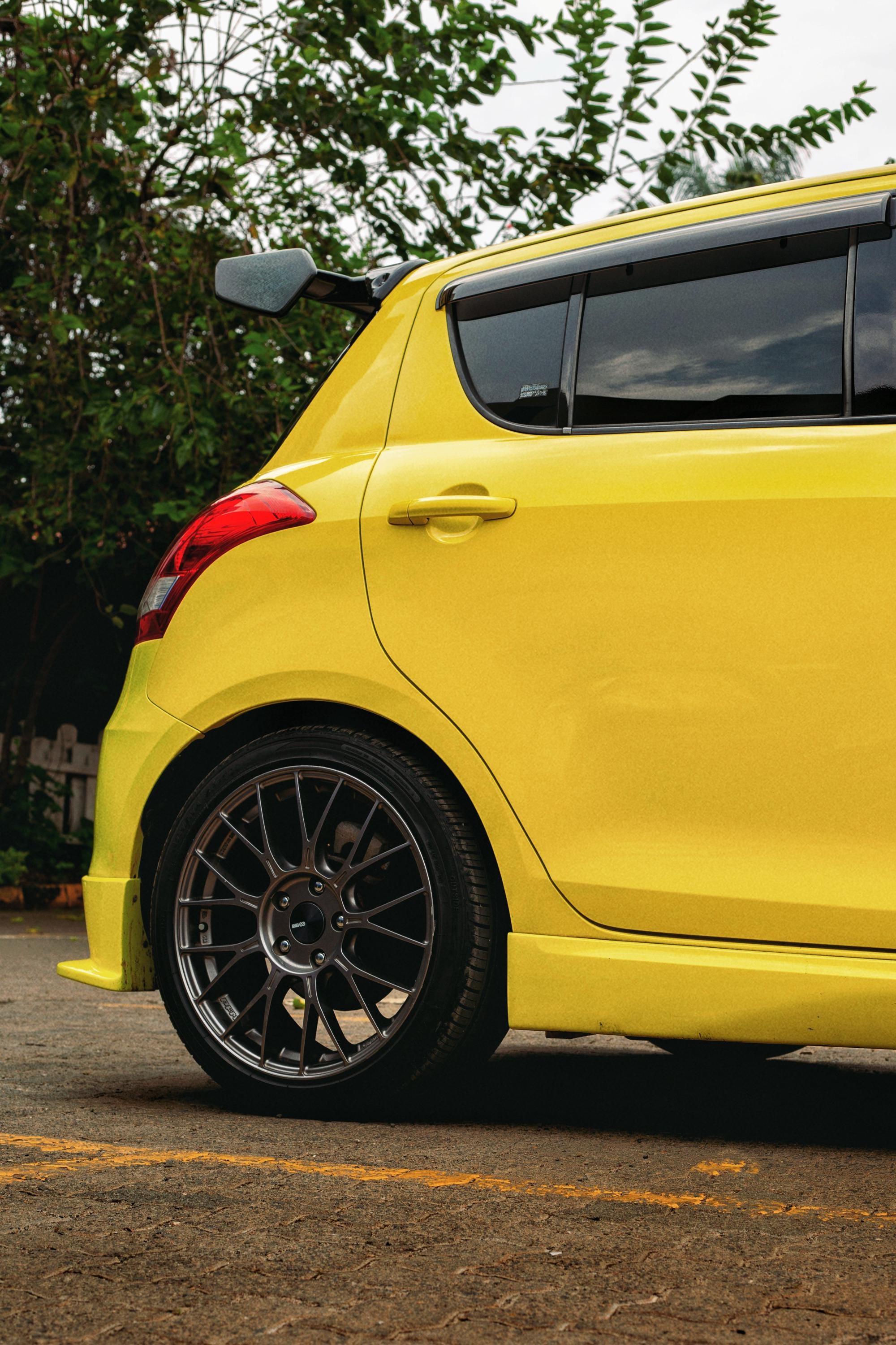 Spoiler posteriore in fibra di carbonio: Suzuki Swift (2005-2019) Design sportivo