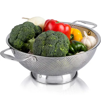 LMETJMA Large Stainless Steel Colander with Handle Kitchen Food Pasta Strainer Basket With