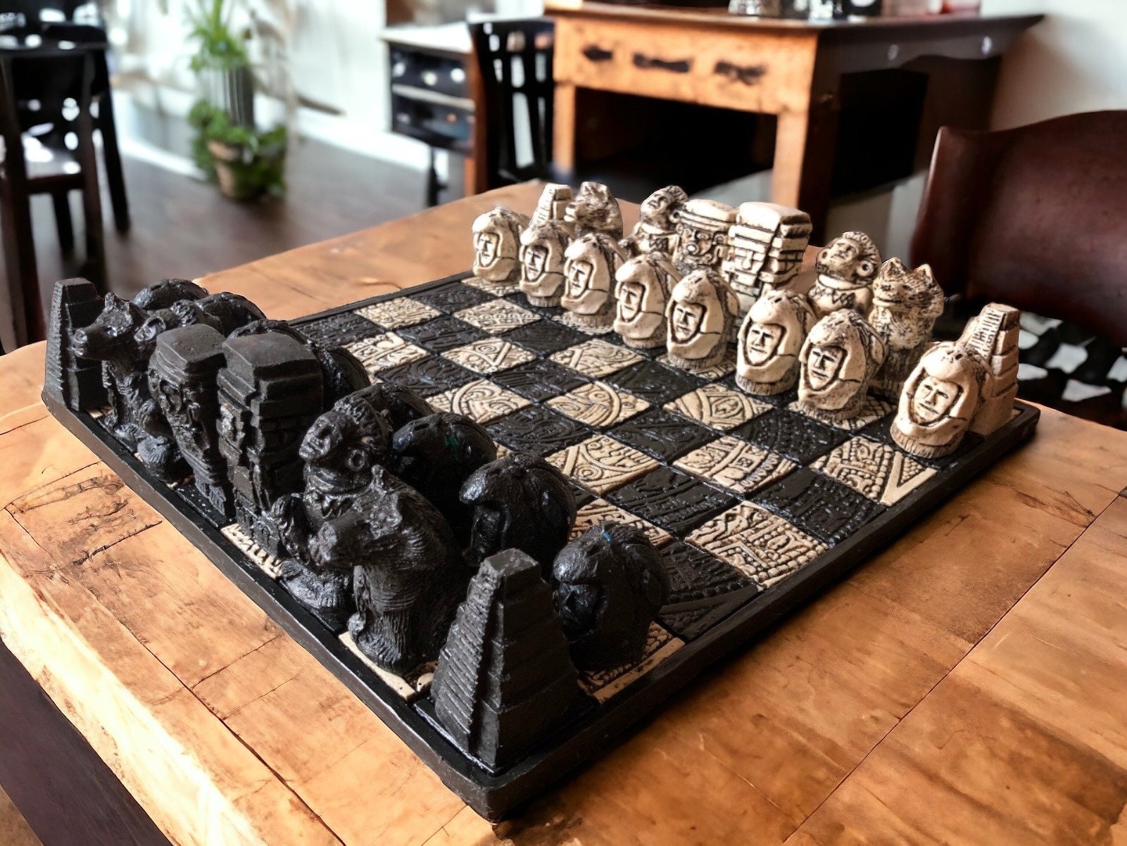 "Set di scacchi 12,59\" x 12,59\", set di scacchi in resina in bianco e nero, set di scacchi fatto a mano, set di scacchi sovietico, scacchi messicani"