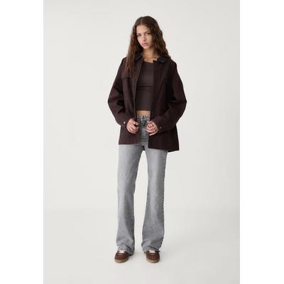 Stradivarius Flared jeans with pockets Washed black 14