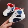 High Top Soft Soled Herren- und Damen-PU-Mesh-atmungsaktive Freizeitschuhe Sportschuhe 0-18 Monate