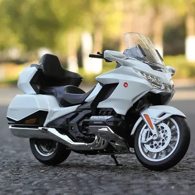 WELLY 1:12 2020 Honda Gold Wing Motorcycle Simulation Alloy Model Adult Collection Decoration Gifts