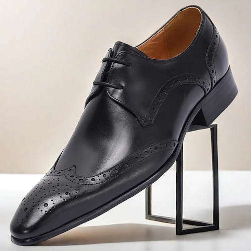 Herren-Brogue-Schuhe aus hochwertigem Leder – rotbraunes Farbverlaufsdesign, elegantes und stilvolles Schuhwerk für Männer, ideal für formelle Veranstaltungen, Hochzeiten und geschäftliche Anlässe Image