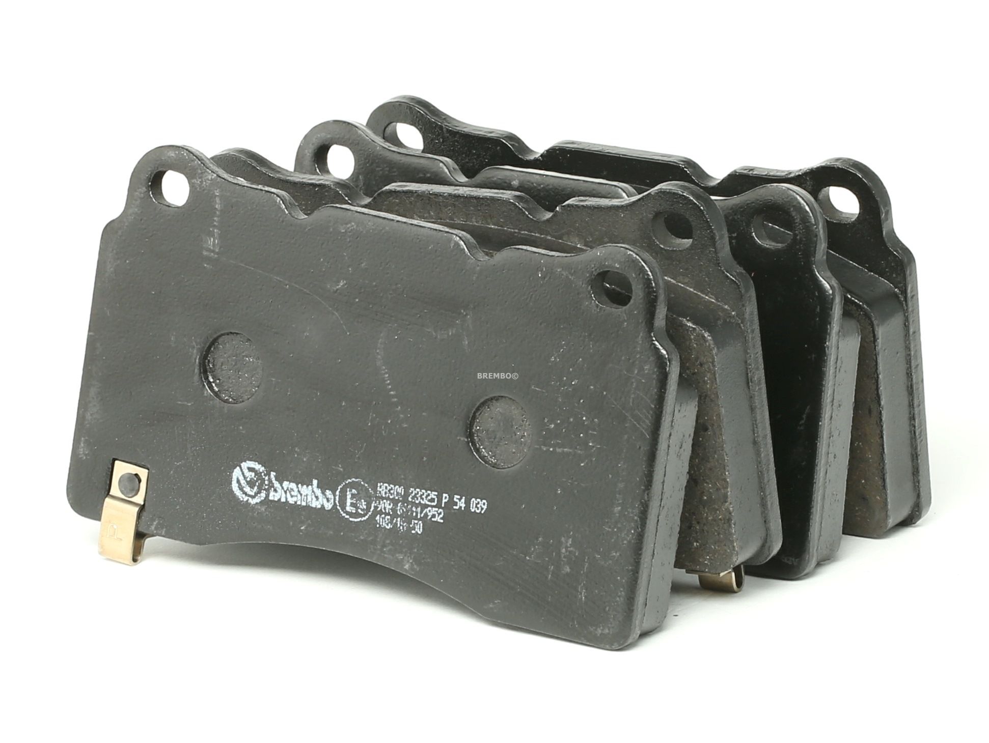 BREMBO Bremsbelagsatz TOYOTA,MITSUBISHI,HONDA P 54 039 26296FE041,4605A694,26296FE100 26296FE010,7902D1001,4605A049,4605A572,MR407377,26296FE042