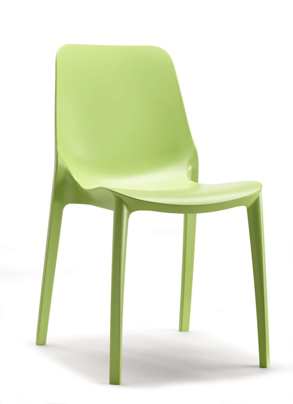Chaise design en plastique vert