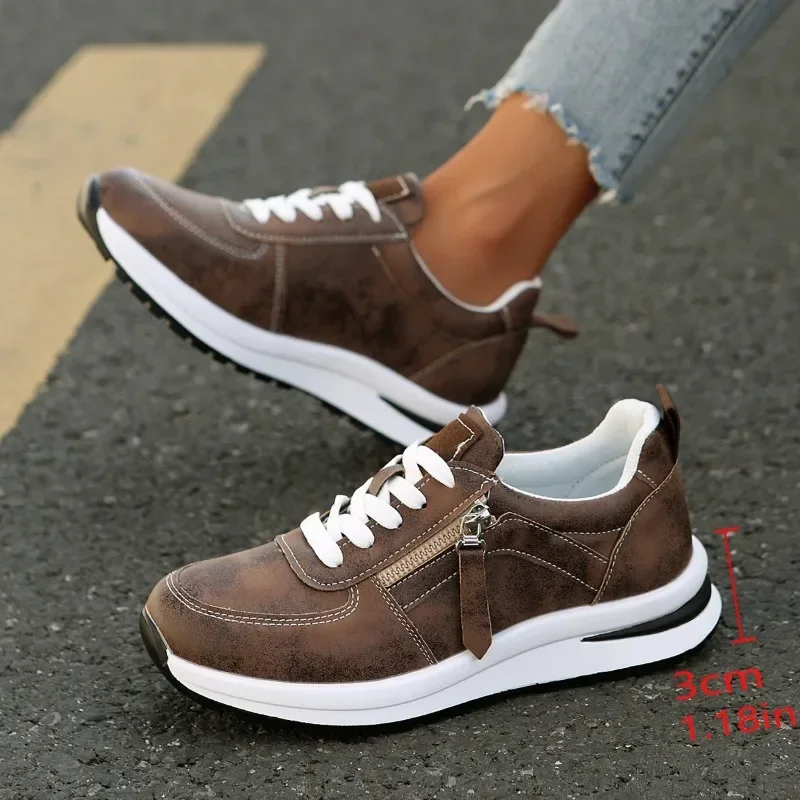 Sneakers Casual con plateau da donna 2024 autunno nuove scarpe sportive con fondo spesso stringate scarpe vulcanizzate antiscivolo moda donna