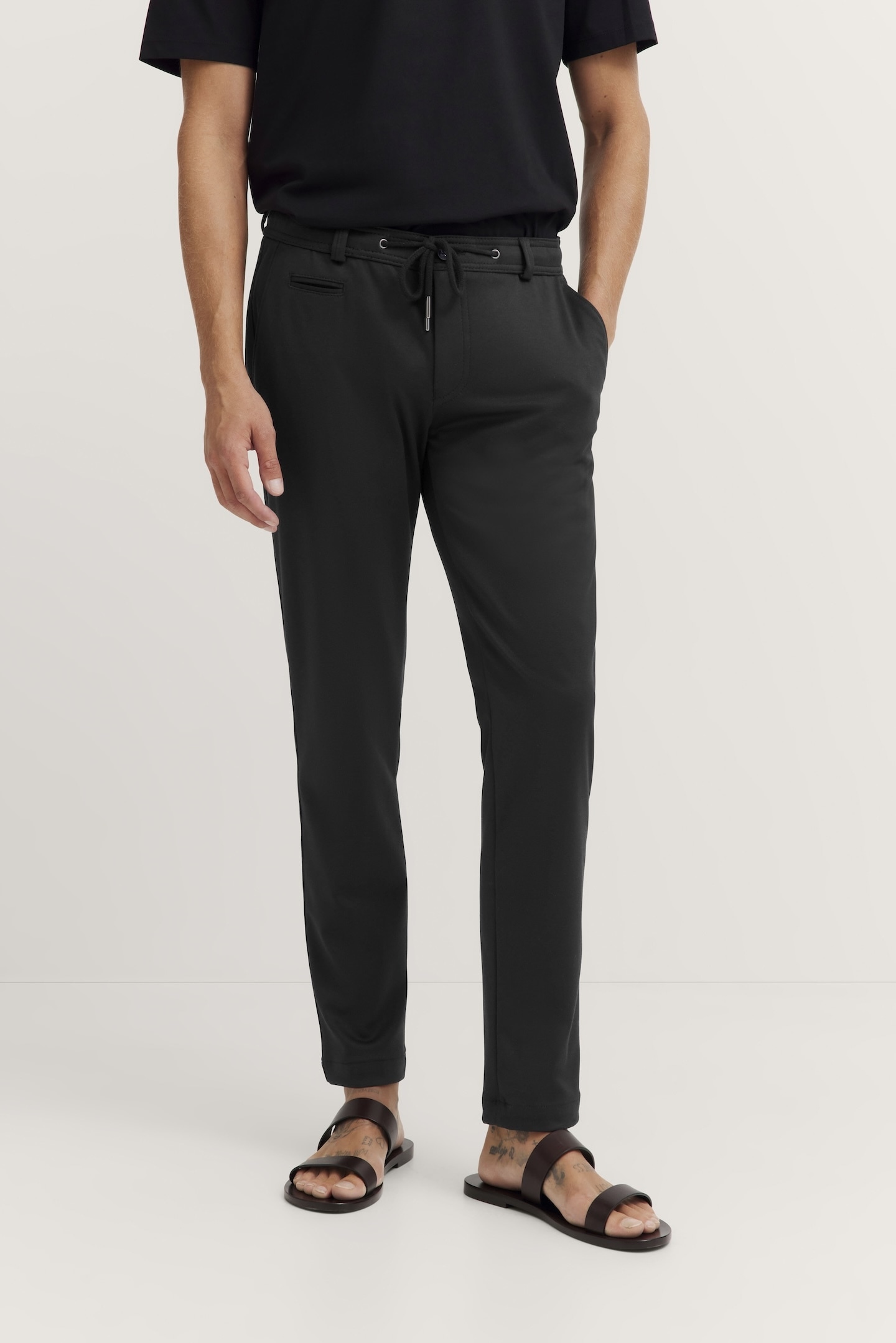 Chinohose BUGATTI "Flexcity-Stretch", Herren, Gr. 34, Länge 30, schwarz (290, schwarz), 77% Polyester, 17% Viskose, 6% Elasthan, unifarben, slim fit, Hosen, mit Kordelzug Image