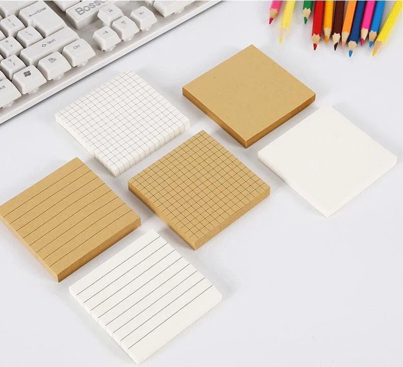 1 Stück 80 Seiten zum Lesen der N-mal, zum Aufkleben von praktischen Notizen aus weißem Kraftpapier. Studenten können Haftnotizpapier für Notizen abreißen Image