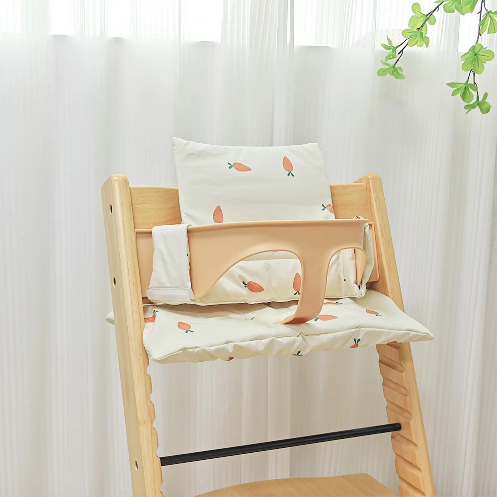 Baby-Hochstuhl-Sitzkissen, Cartoon-Hochstuhlkissen – Paar mit Tripp Trapp Chair und Hochstuhl für Unterstützung und Komfort, 1 Stück