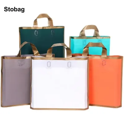 Handbags+Totes