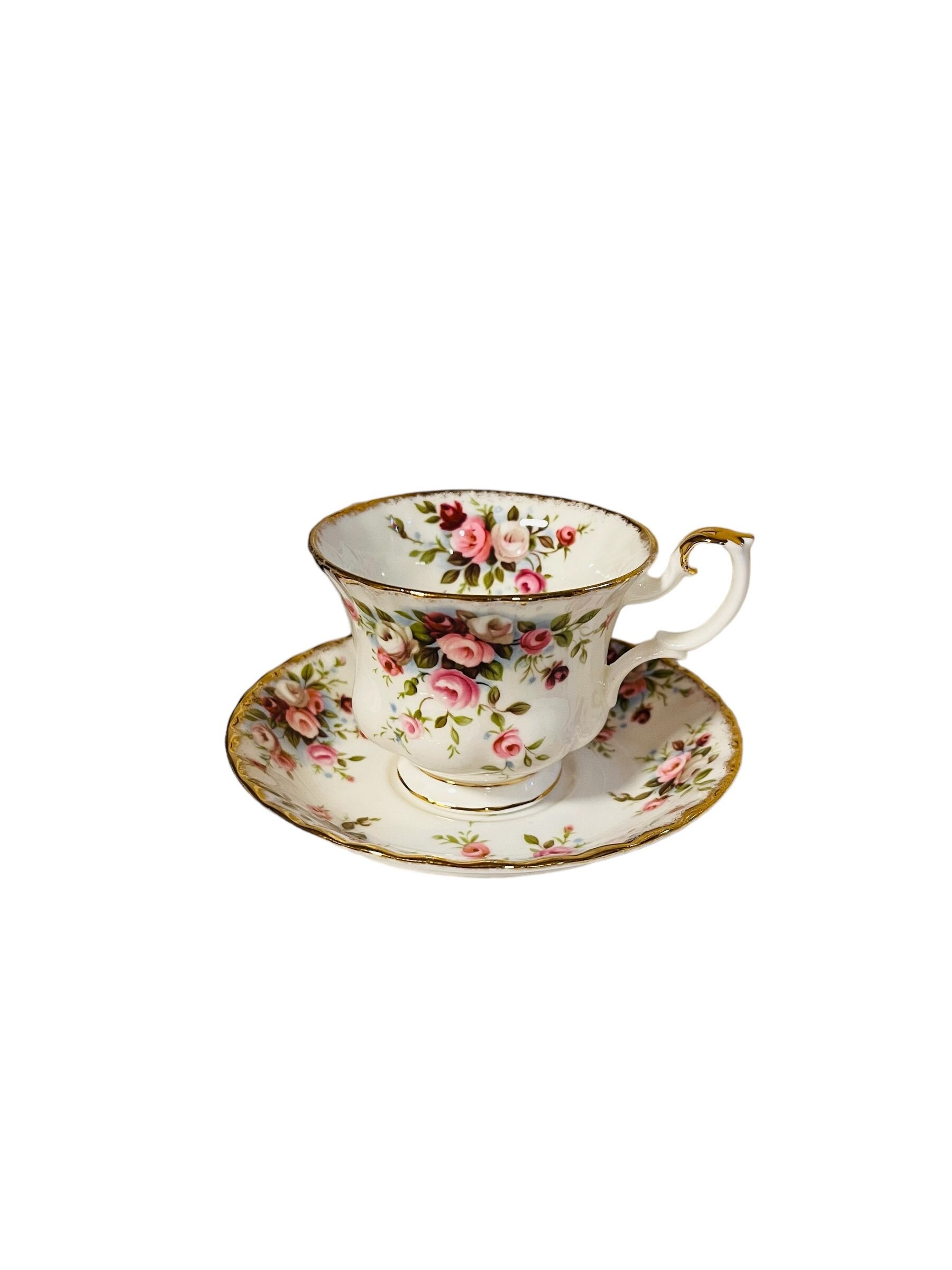 "Tazza da tè e piattino vintage Royal Albert \"Cottage Garden\" in porcellana bone china, Inghilterra, splendido set di tazze da tè Royal Albert."