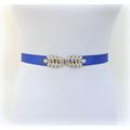 Cintura elastica blu royal con chiusura a foglia greca argentata