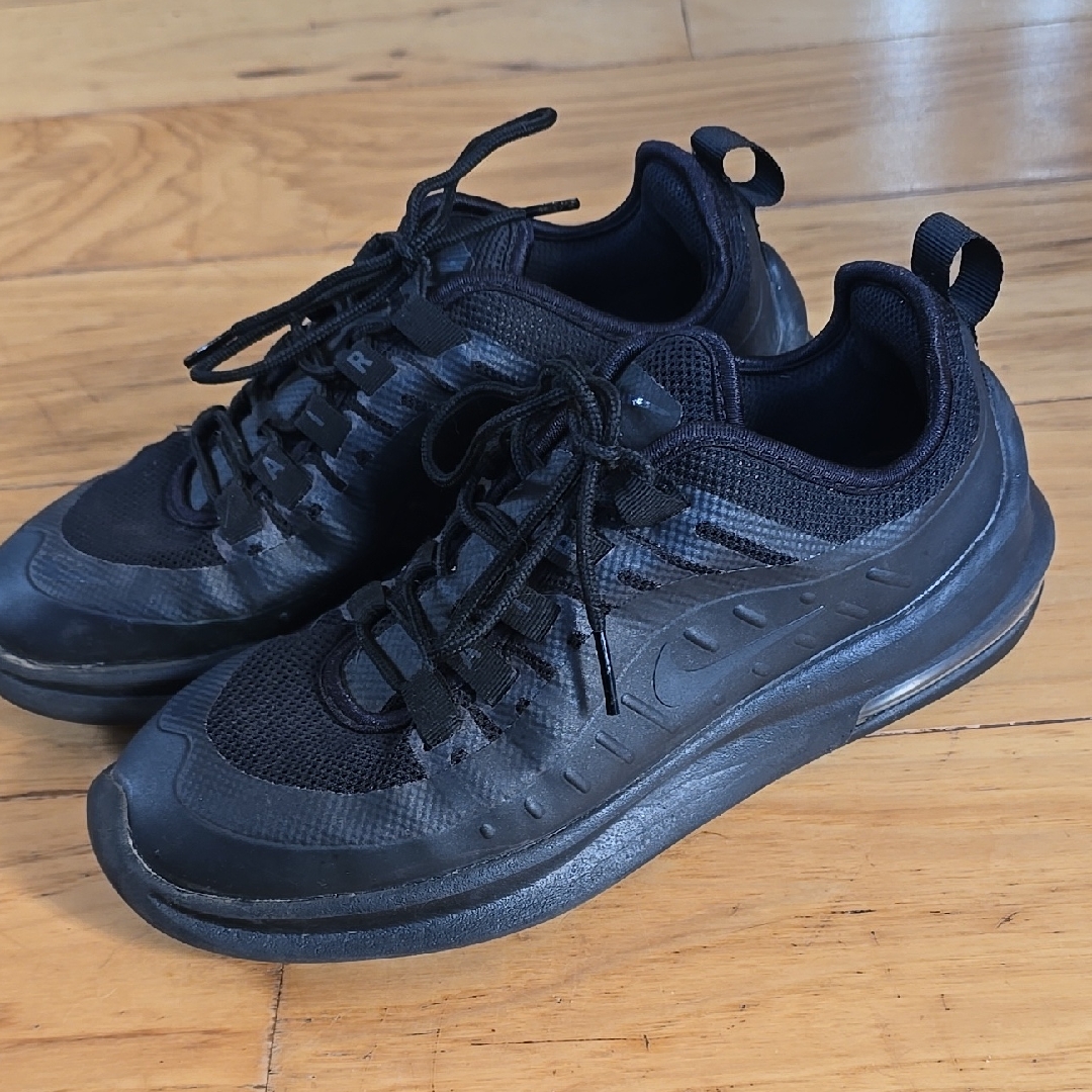 Nike Shoes | Air Max Axis Nike | Color: Black | Size: 7