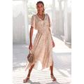 Maxikleid LASCANA, Damen, Gr. 42, N-Gr, beige (sand, beige bedruckt), Satin, Obermaterial: 100% Polyester, bedruckt, animal-print, modisch, figurumspielend knöchellang, tiefer V-Ausschnitt, Kurzarm Fledermausärmel, Kleider, mit Animalprint, luftiges...