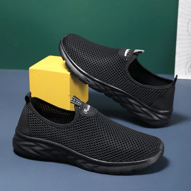 YRZL Herren-Slip-on-Sneaker, leichte, atmungsaktive Air-Mesh-Freizeitschuhe, weiche Sohle, bequeme Sportschuhe für Herren