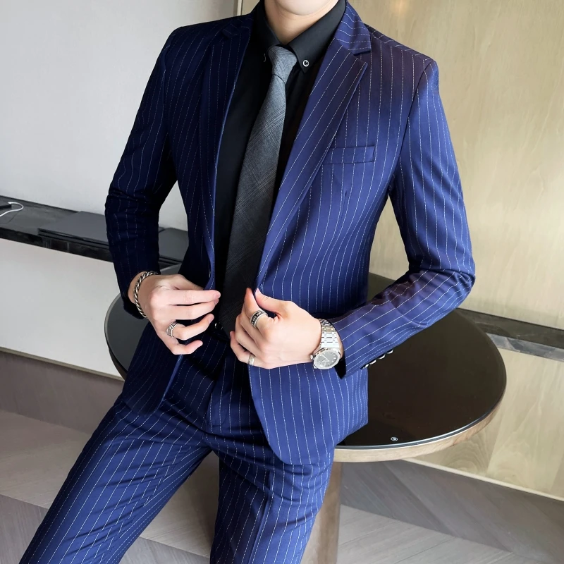 Completo da uomo in due pezzi slim fit di alta qualità alla moda, set di pantaloni e giacca casual da lavoro a righe primaverili autunnali