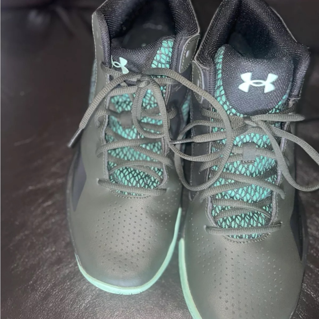 Under Armour Shoes | Under Armour Men’s 12 Women 13.5 Lockdown Shoe Black/Green Gym/Sports Shoes | Color: Black/Green | Size: 12