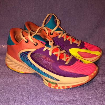 Nike Shoes | Used Men’s Nike Zoom Freak 4 Bahamas Size 8 (Size 9.5 Women’s) Hyper Pink | Color: Pink/Purple | Size: 9.5