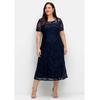 Abendkleid SHEEGO "Große Größen", Damen, Gr. 50, Normalgrößen, blau (marine), Obermaterial: 100% Polyester;Futter: 100% Polyester, unifarben, elegant, figurumspielend lang, Rundhals, Kurzarm, Kleider Partykleid, mit dekorativen Zierborten